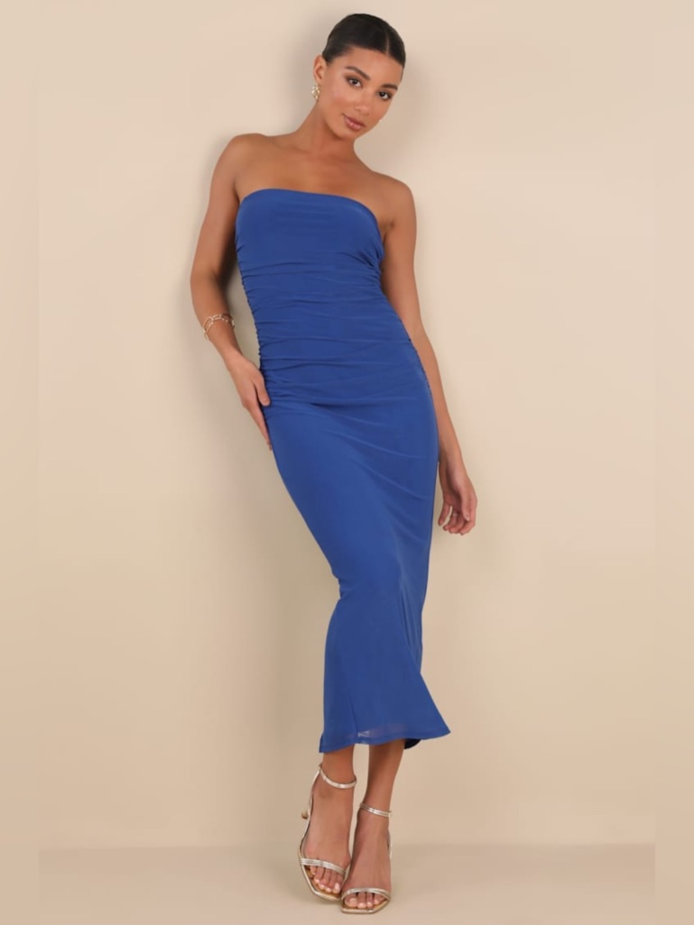 LULU’S LATE NIGHT CRUSH MESH RUCHED STRAPLESS MIDI DRESS